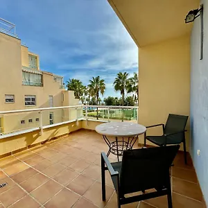 https://apartamento-con-vistas-al-mar-en-urbanizacin-de-lujo.es-andalucia.com